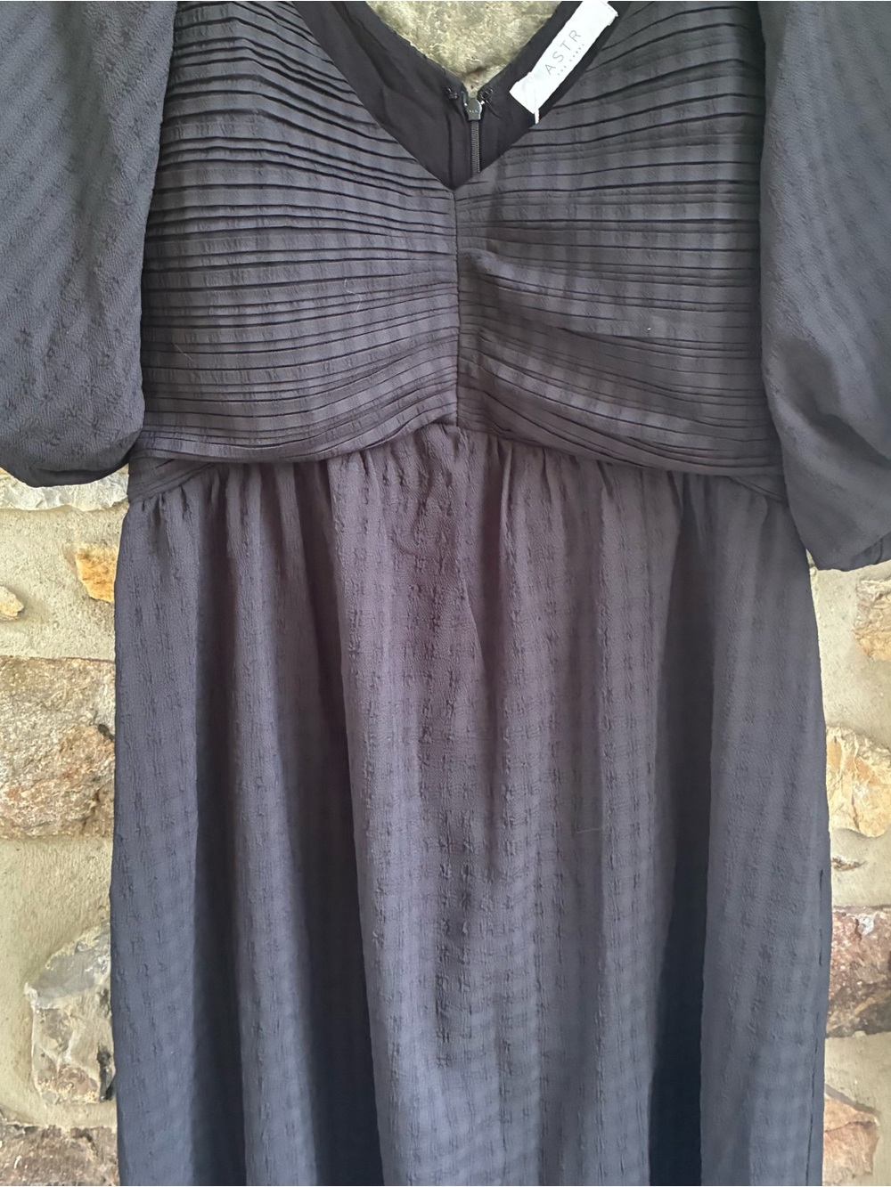 ASTR Dress - Picture 6 of 14